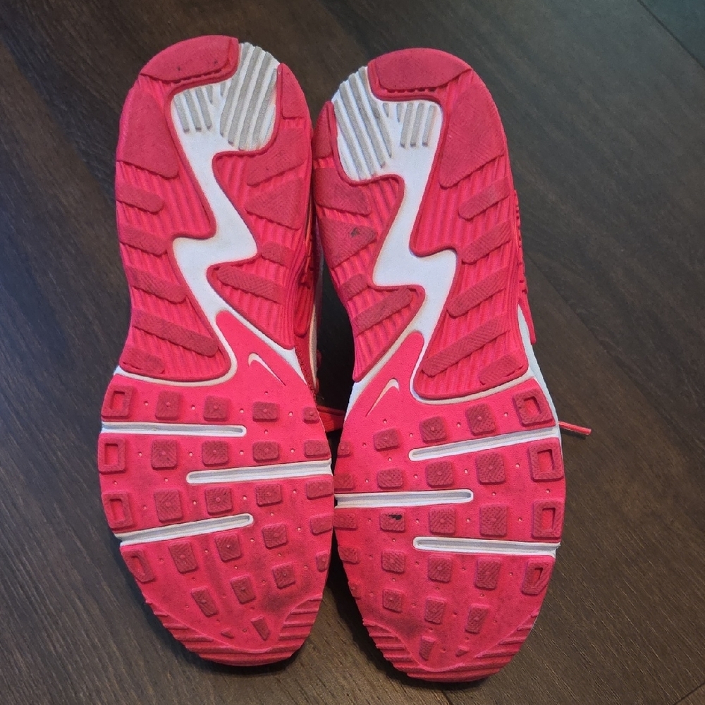 Nike Air Max Women's Bright Hot Pink Sneakers - Picture 3 of 3